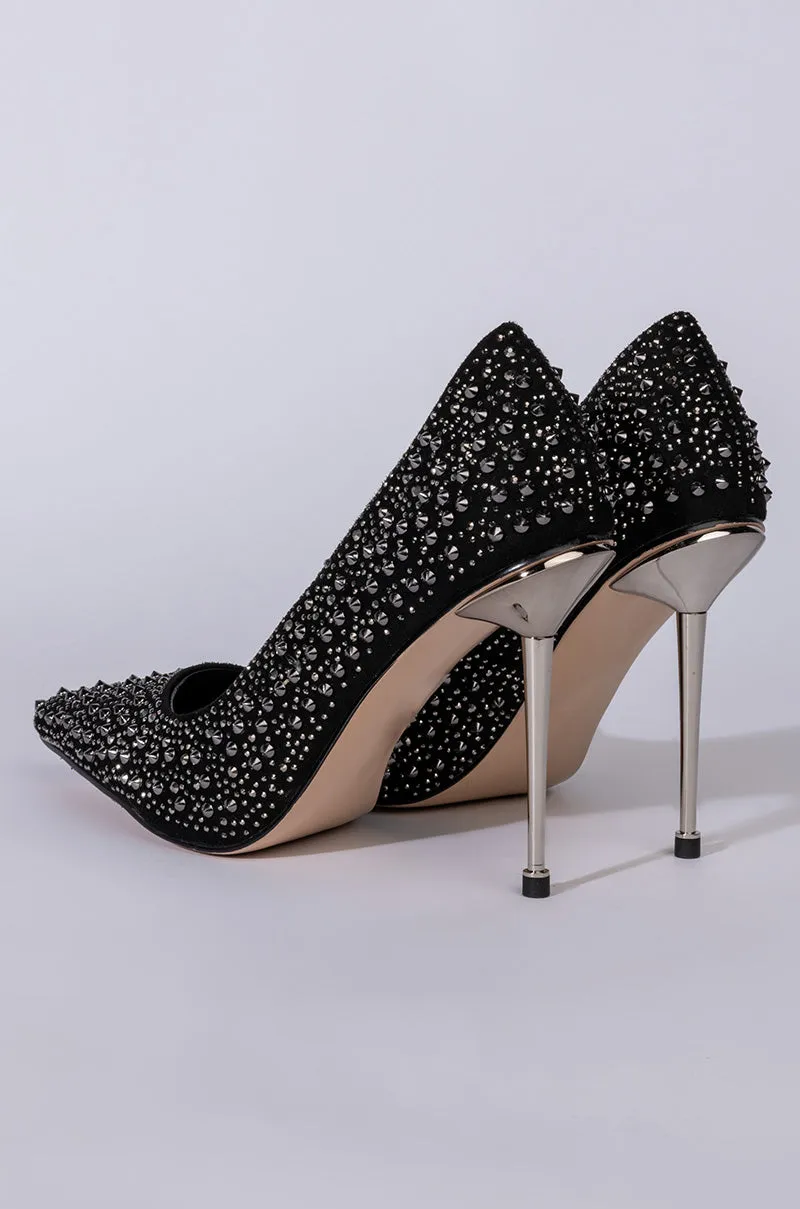 AZALEA WANG GLITCH IN THE SYSTEM STILETTO PUMP IN BLACK