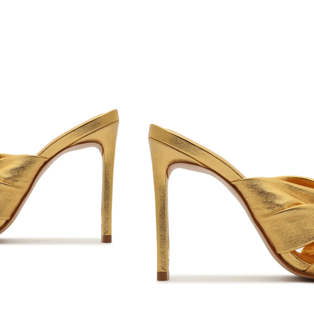 Mindy Heel