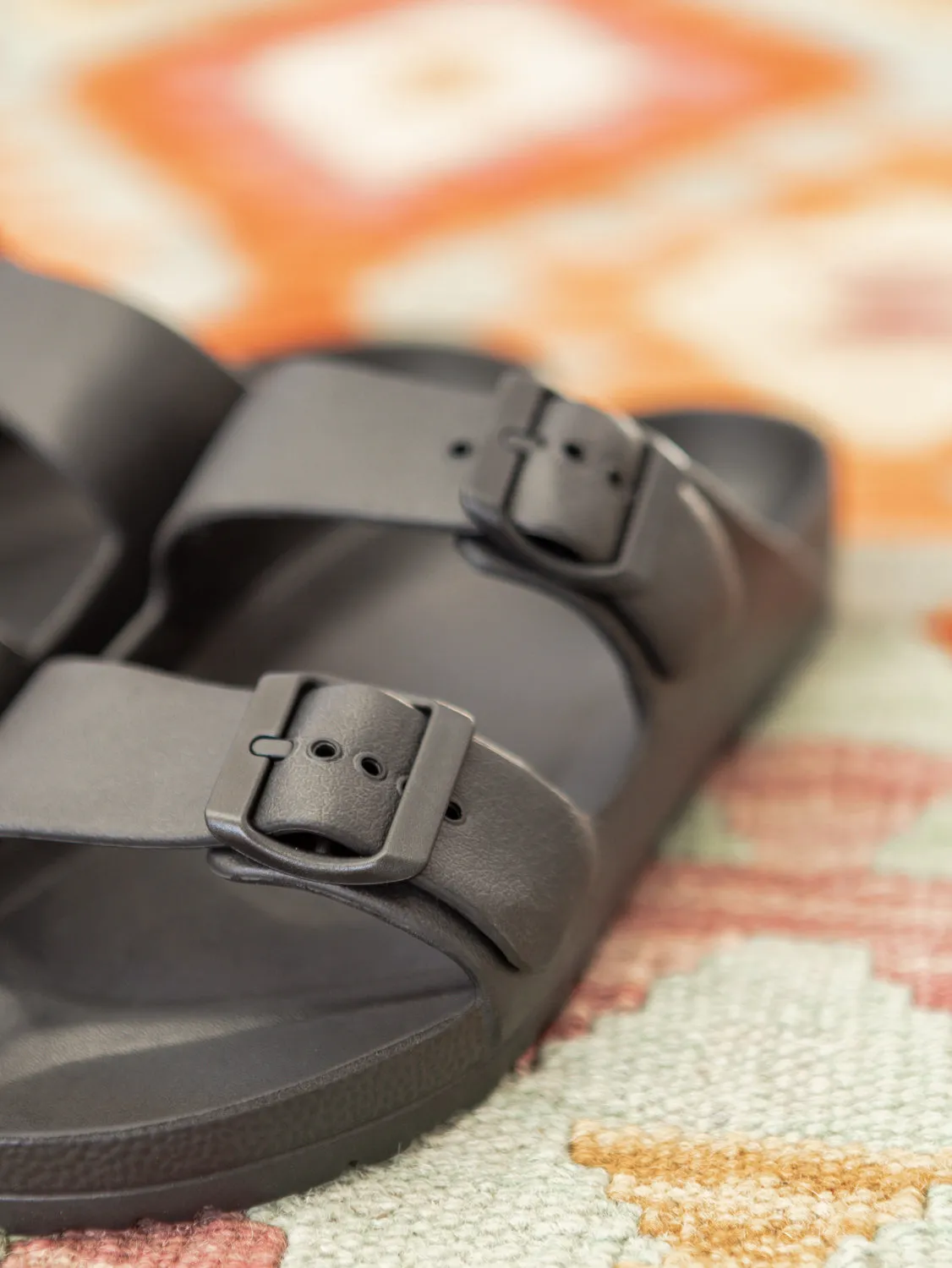 Ripe Sandals - Black